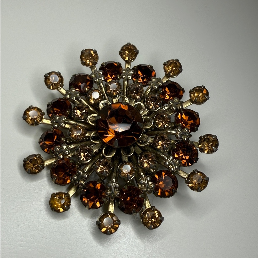Vintage Brown root beer and amber champagne Rhinestone Brooch pin MCM starburst